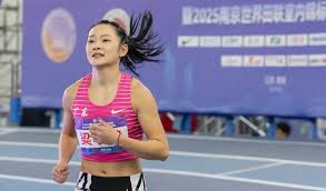 王钰栋还在